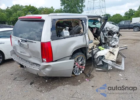 2008 Cadillac Escalade Esv Standard z USA, uszkodzony, nr VIN 1GYFK66838R225213